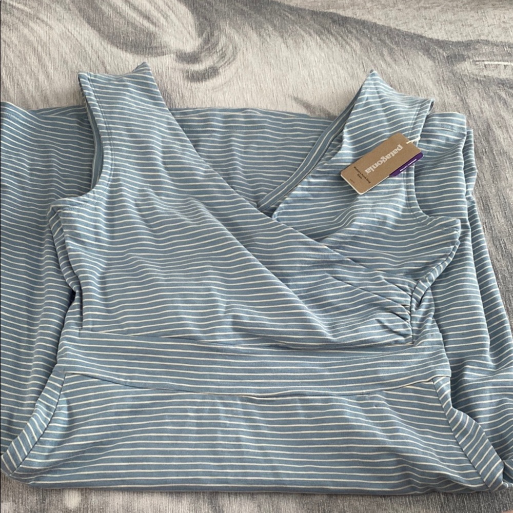 🔥CLOSEOUT🔥Patagonia Blue and White Wrap Ruched Midi Dress